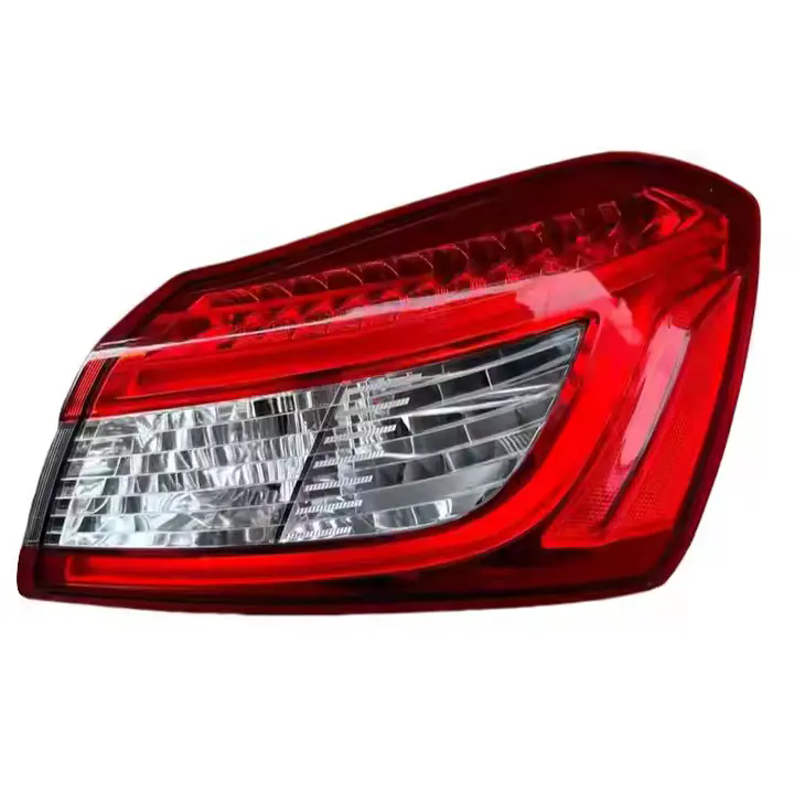 Kako so deli karoserije za Maserati izbrani za različne modele?